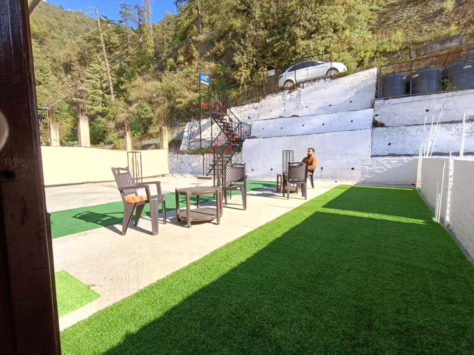 Hotel O New Shushant Regency Shimla Zewnętrze zdjęcie