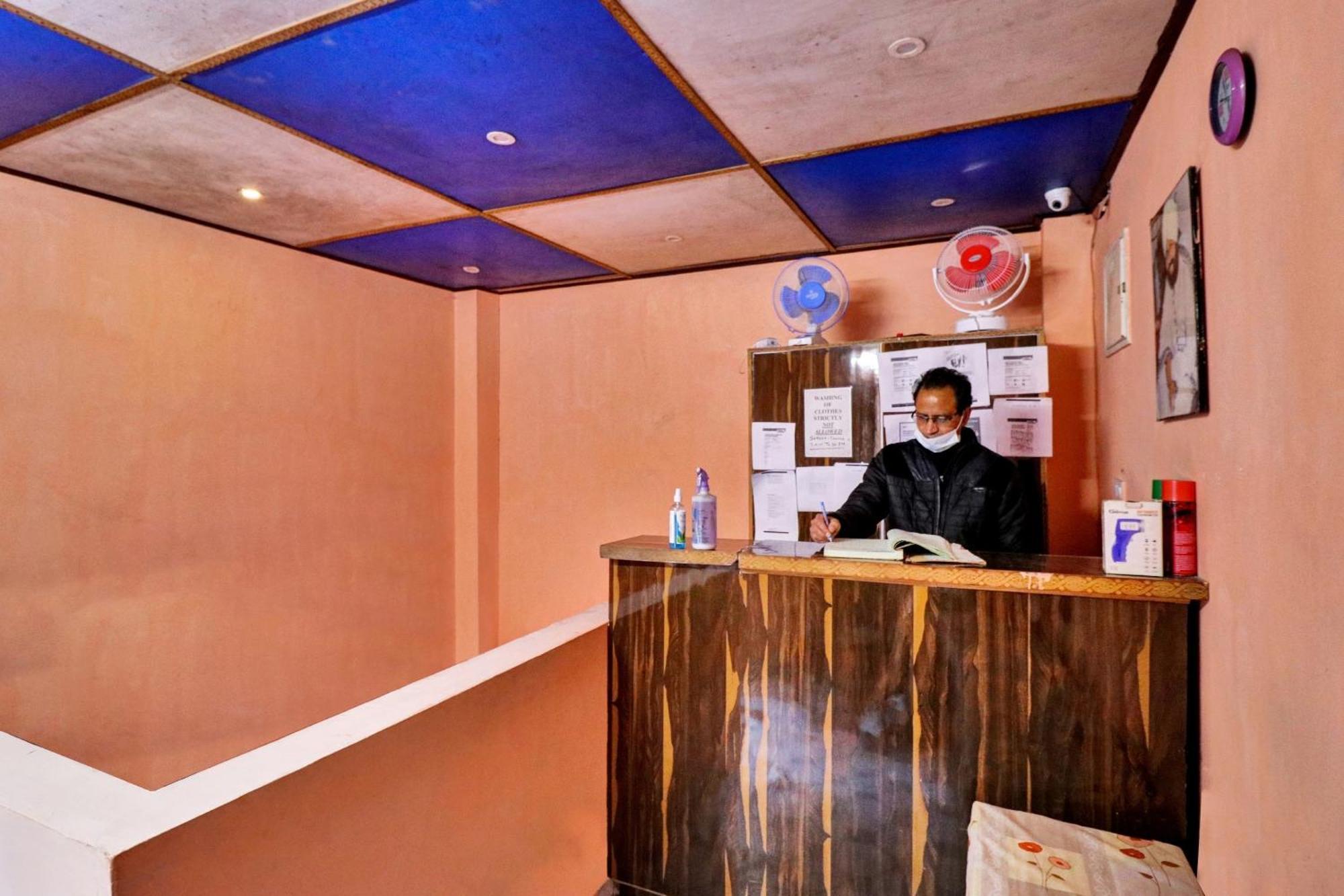 Hotel O New Shushant Regency Shimla Zewnętrze zdjęcie